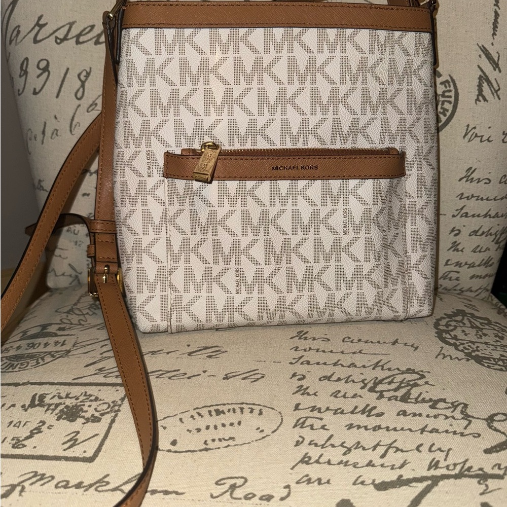 Michael Kors Crossbody Purse